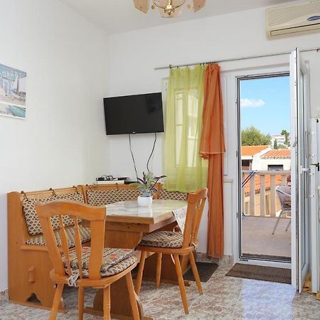 Apartments By The Sea Businci, Ciovo - 9450 Трогир Экстерьер фото