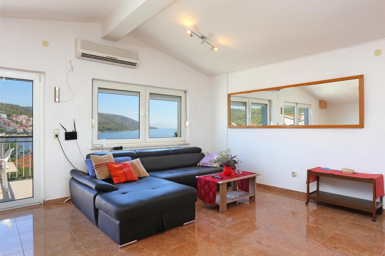 Apartments By The Sea Businci, Ciovo - 9450 Трогир Экстерьер фото