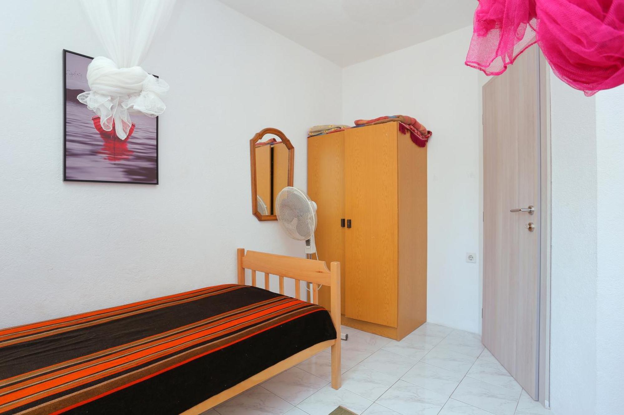 Apartments By The Sea Businci, Ciovo - 9450 Трогир Номер фото